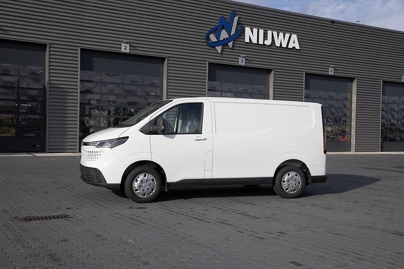 Wit Gebruikt 2024 Maxus eDeliver 7 Van | € 36.950 - Afbeelding 1/4
