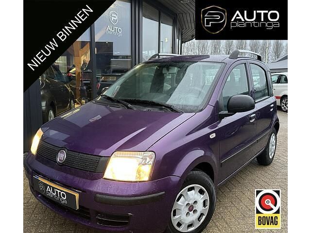 Occasion Fiat Panda Active 68 PK (50 kW) 2011 Paars Hatchback