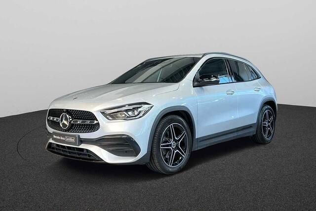 Zilver Gebruikt 2020 Mercedes GLA200 SUV | € 37.000 - Afbeelding 1/4