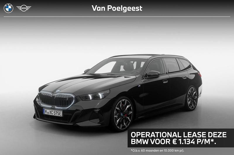 Zwart, metallic lak Nieuw 2025 BMW i5 M Sport Sedan | € 97.534 (Duur) - Afbeelding 1/4