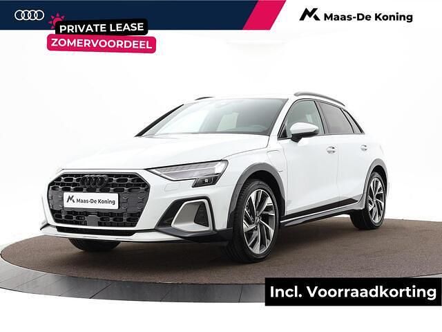 Wit Nieuw 2025 Audi A3 Sportback Advanced Hatchback | € 50.550 - Afbeelding 1/4