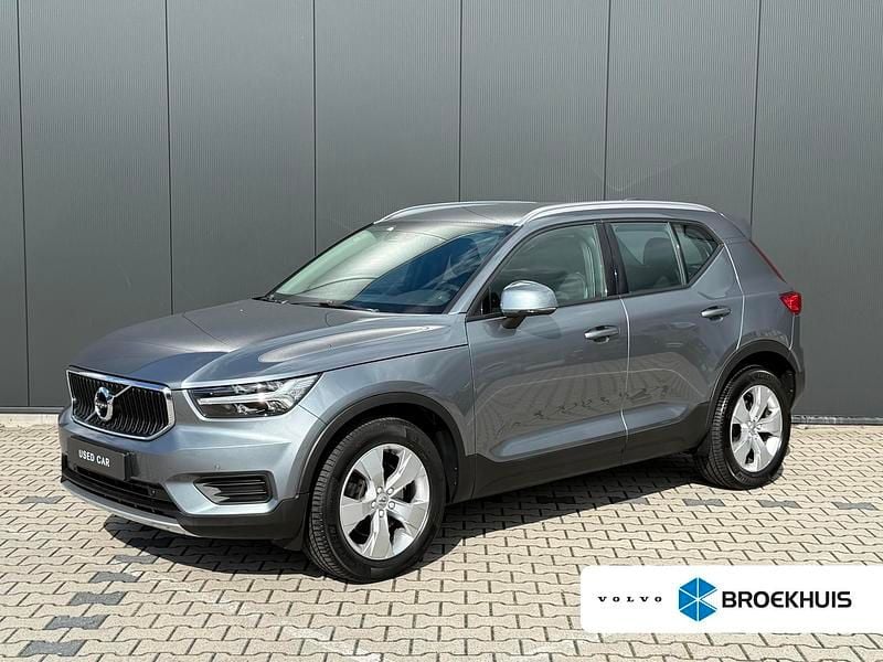 Grijs Gebruikt 2019 Volvo XC40 Momentum SUV | € 28.935 (Eerlijke prijs) - Afbeelding 1/3