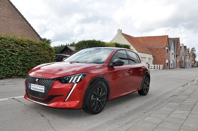 Rood Gebruikt 2021 Peugeot 208 GT Hatchback | € 17.499 (Super prijs) - Afbeelding 1/4