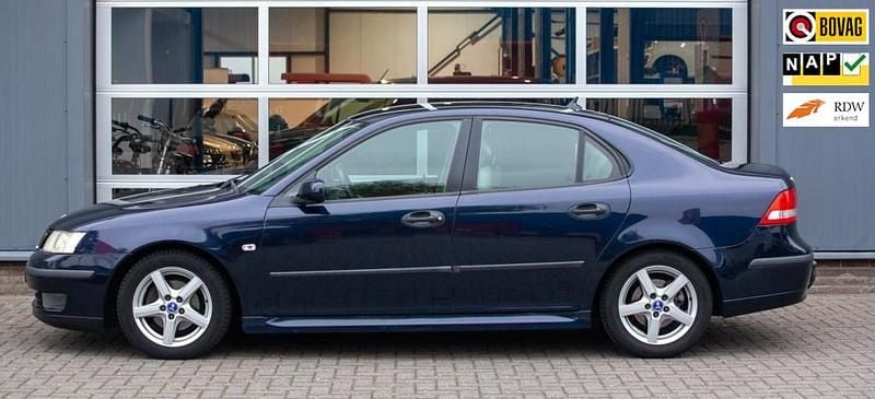 Blauw Gebruikt 2003 Saab 9-3 Vector Sedan | € 2.950 (Eerlijke prijs) - Afbeelding 1/4