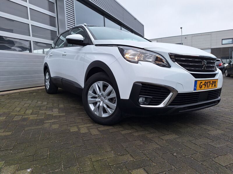 Wit Gebruikt 2019 Peugeot 5008 MPV | € 19.895 (Eerlijke prijs) - Afbeelding 1/4