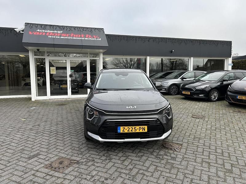Occasion Kia Niro Comfort 142 PK (104 kW) 2024 Grijs SUV