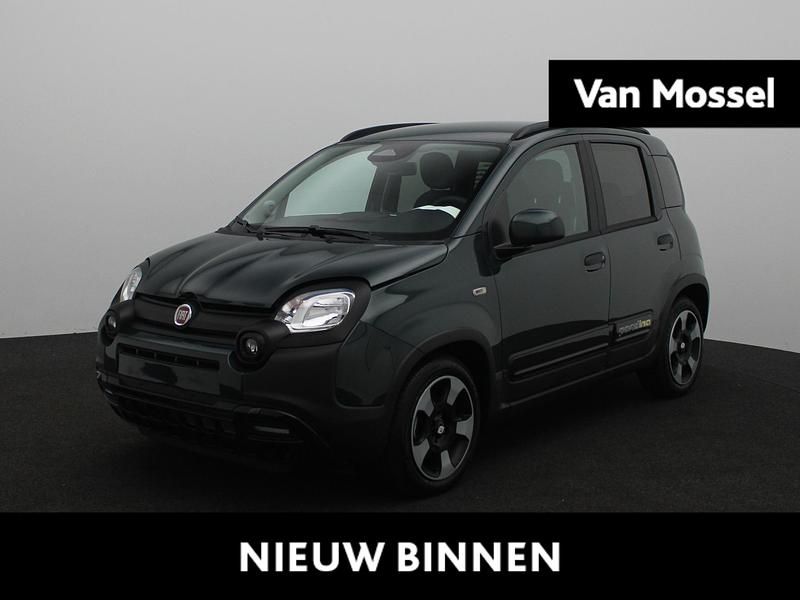 Groen Nieuw 2025 Fiat Panda Hatchback | € 23.745 (Iets duurder) - Afbeelding 1/4