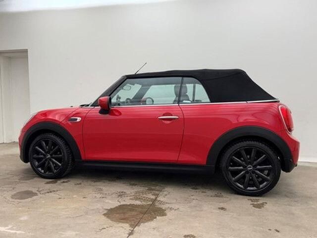 Occasion Mini Cooper Cabriolet Business 136 PK (100 kW) 2019 Rood Cabriolet