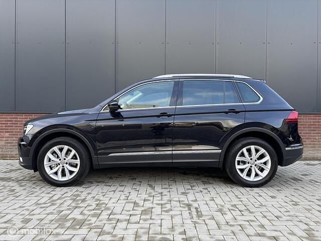 Occasion VW Tiguan Highline 180 PK (132 kW) 2017 Zwart (metallic) SUV