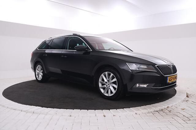Occasion Skoda Superb Business Line 150 PK (110 kW) 2019 Zwart Stationwagen