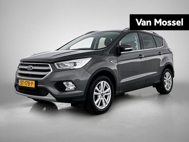 Grijs Gebruikt 2018 Ford Kuga Trend SUV | € 15.400 (Goede deal) - Afbeelding 1/4