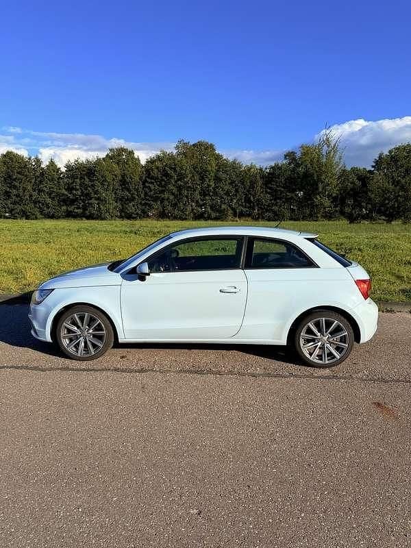 Occasion Audi A1 122 PK (89 kW) 2010 Blauw Stationwagen