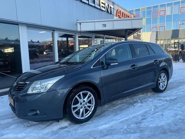 Occasion Toyota Avensis Business Edition 147 PK (108 kW) 2011 Blauw (metallic) Stationwagen