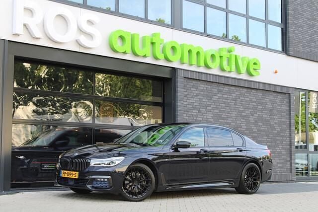 Zwart Gebruikt 2016 BMW 740L Executive Sedan | € 33.950 - Afbeelding 1/4