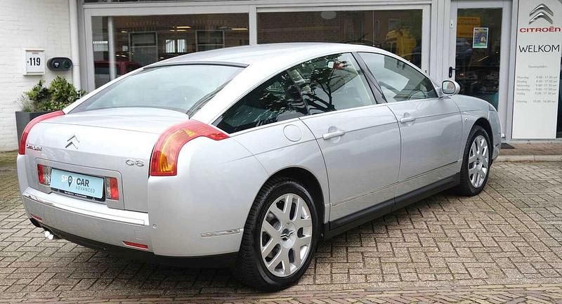 Zilver Gebruikt 2006 Citroën C6 Exclusive Sedan | € 9.900 (Super prijs) - Afbeelding 1/4