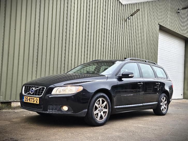 Gebruikt 2010 Volvo V70 Stationwagen | € 4.450 (Super prijs) - Afbeelding 1/4