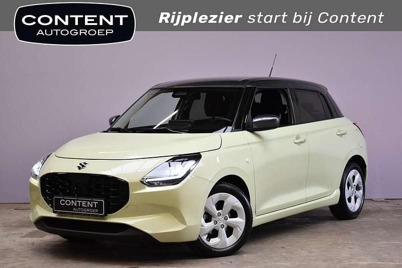 Geel Occasion 2025 Suzuki Swift Style Hatchback | € 21.440 (Goede deal) - Afbeelding 1/4