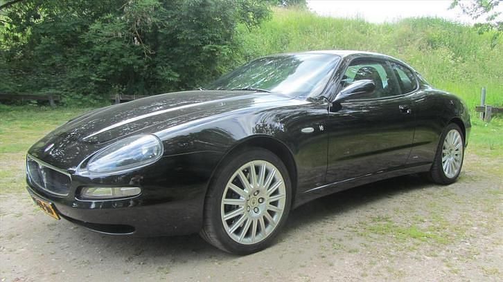 Zwart (metallic) Gebruikt 2005 Maserati Coupé Coupé | € 24.950 - Afbeelding 1/4
