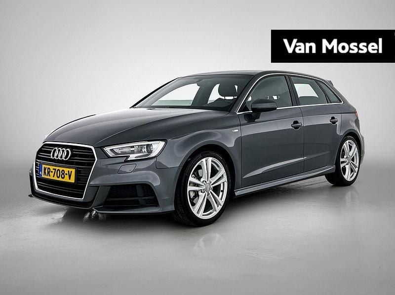 Grijs Gebruikt 2016 Audi A3 Sportback S-Line Hatchback | € 19.900 (Eerlijke prijs) - Afbeelding 1/4