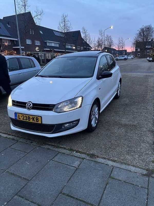 Occasion 2011 VW Polo Sedan | € 6.199 (Iets duurder) - Afbeelding 1/4