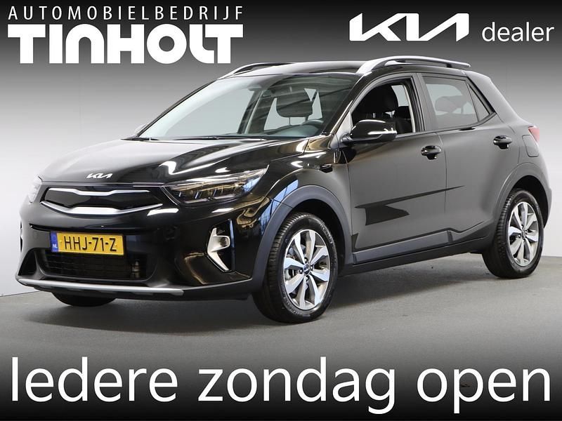 Zwart Occasion 2025 Kia Stonic SUV | € 24.450 (Eerlijke prijs) - Afbeelding 1/4
