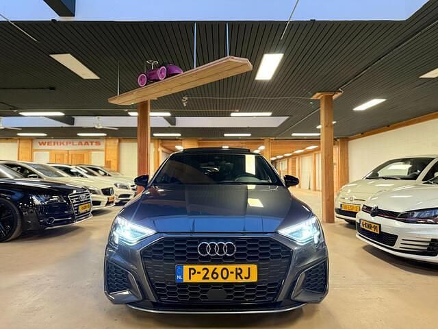 Occasion Audi A3 Sportback Edition .1 150 PK (110 kW) 2021 Grijs Hatchback