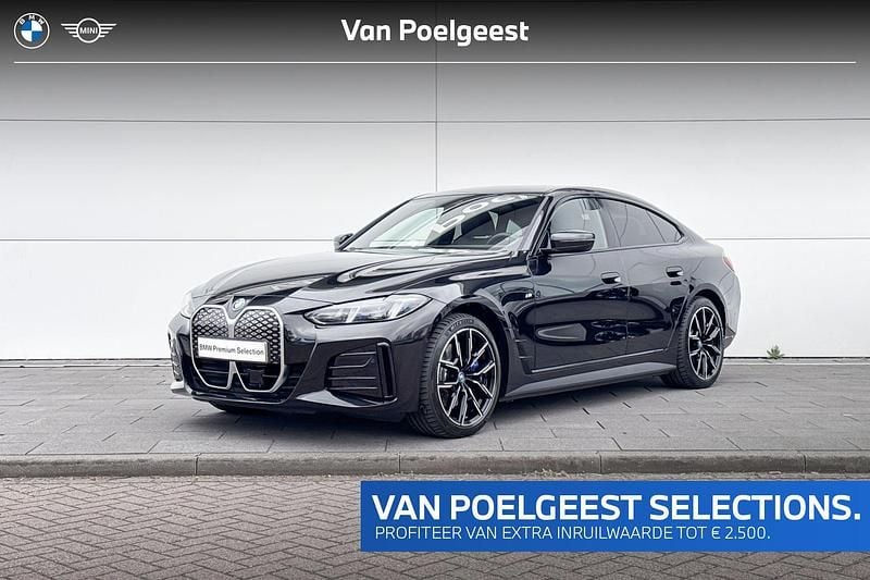Zwart Gebruikt 2025 BMW i4 M Sport Sedan | € 49.900 (Super prijs) - Afbeelding 1/4