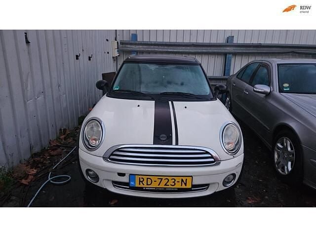 Wit Occasion 2008 Mini Cooper Clubman Chili Stationwagen | € 1.199 (Super prijs) - Afbeelding 1/4