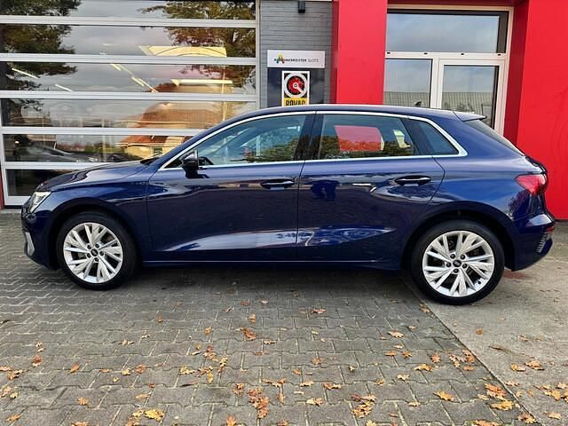 Occasion Audi A3 Sportback Business 110 PK (80 kW) 2021 Blauw Hatchback