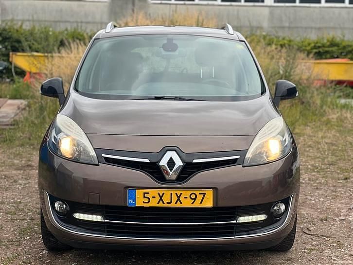 Gebruikt 2013 Renault Grand Scénic III MPV | € 3.450 (Goede deal) - Afbeelding 1/4