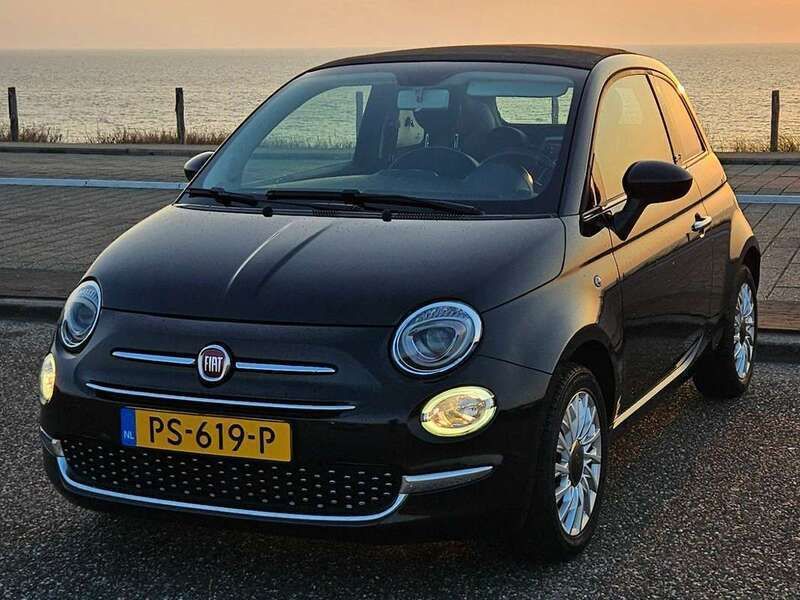 Zwart Gebruikt 2017 Fiat 500C Lounge Cabriolet | € 9.500 (Goede deal) - Afbeelding 1/4