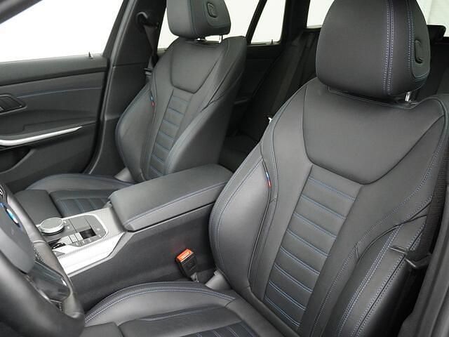 Occasion BMW 330 Comfort Edition 291 PK (214 kW) 2024 Grijs Stationwagen
