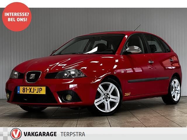 Rood Occasion 2007 Seat Ibiza Hatchback | € 1.450 (Eerlijke prijs) - Afbeelding 1/4