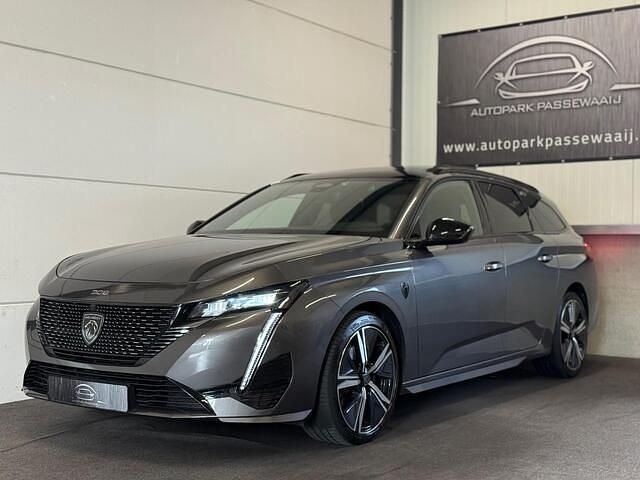 Grijs Gebruikt 2022 Peugeot 308 SW GT-line Stationwagen | € 24.750 - Afbeelding 1/4