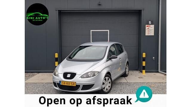 Grijs Gebruikt 2005 Seat Altea Reference MPV | € 2.445 (Iets duurder) - Afbeelding 1/4