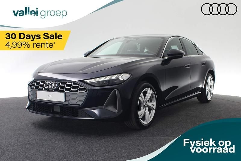 Blauw Nieuw 2025 Audi A5 Advanced Coupé | € 55.400 (Super prijs) - Afbeelding 1/4
