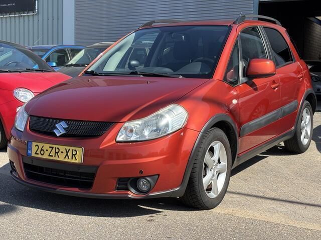 Oranje Gebruikt 2008 Suzuki SX4 MPV | € 3.990 (Eerlijke prijs) - Afbeelding 1/4