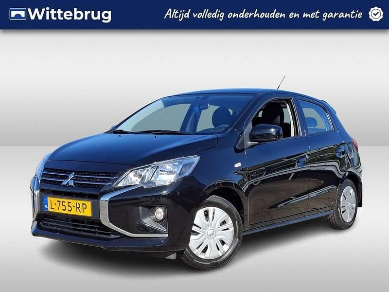 Zwart Gebruikt 2021 Mitsubishi Space Star Hatchback | € 10.450 (Eerlijke prijs) - Afbeelding 1/3
