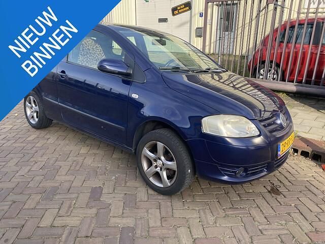Blauw Gebruikt 2005 VW Fox Trendline Hatchback | € 995 (Goede deal) - Afbeelding 1/4