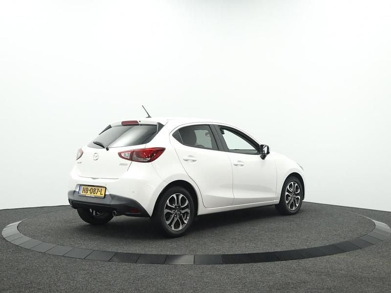 Occasion Mazda 2 90 PK (66 kW) 2015 Wit Hatchback