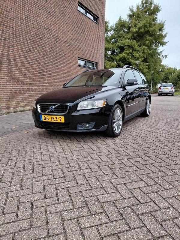 Gebruikt 2009 Volvo V50 Stationwagen | € 2.649 (Goede deal) - Afbeelding 1/4