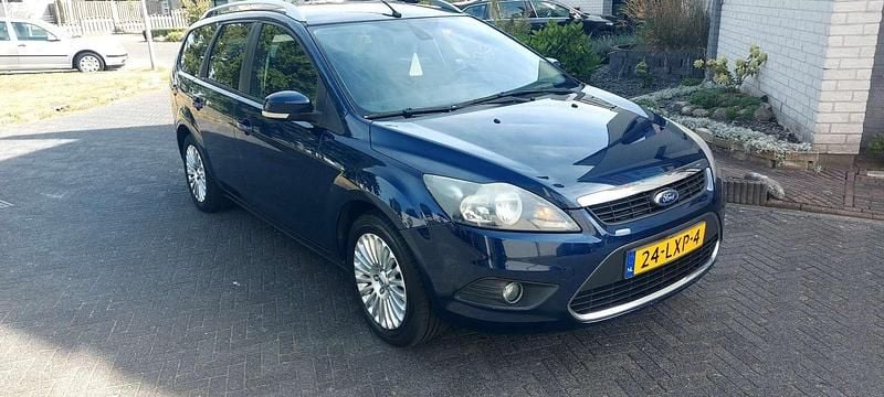 Blauw Gebruikt 2010 Ford Focus Limited Stationwagen | € 2.250 (Eerlijke prijs) - Afbeelding 1/4