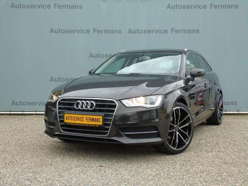 Occasion Audi A3 Sportback 122 PK (89 kW) 2013 Bruin, metallic lak Hatchback