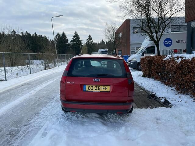 Occasion Ford Focus Futura 101 PK (74 kW) 2007 Rood Stationwagen