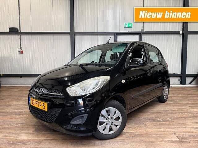 Zwart Gebruikt 2011 Hyundai i10 Hatchback | € 2.990 (Eerlijke prijs) - Afbeelding 1/4