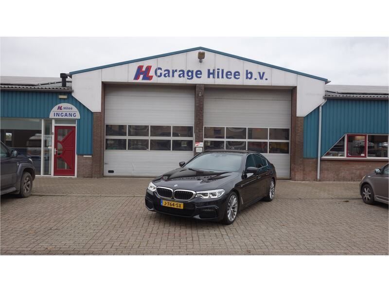 Zwart Gebruikt 2020 BMW 520 Executive Sedan | € 38.500 (Duur) - Afbeelding 1/4