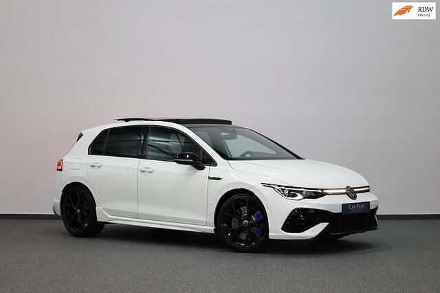 Wit Gebruikt 2022 VW Golf VIII R Hatchback | € 48.995 (Iets duurder) - Afbeelding 1/4