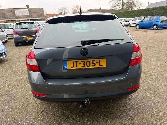 Occasion Skoda Rapid Joy 90 PK (66 kW) 2016 Grijs Hatchback