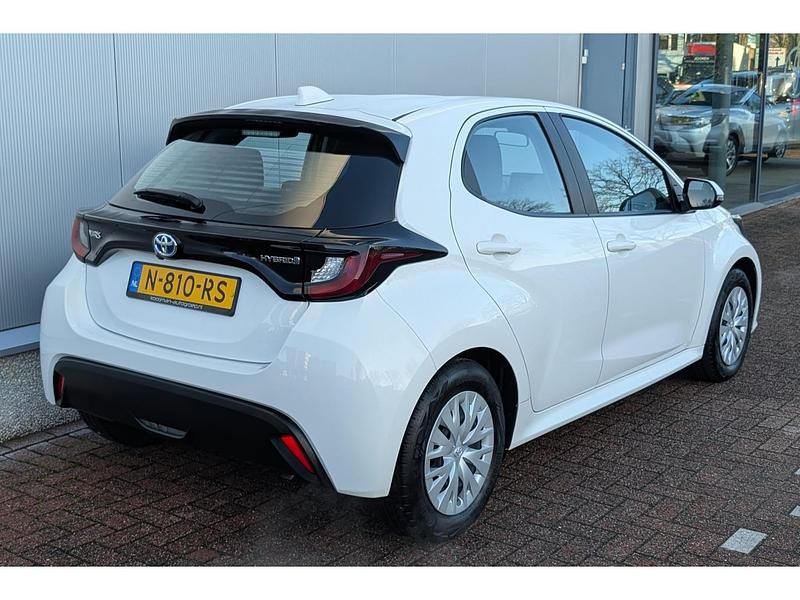 Occasion Toyota Yaris Hybrid Active 116 PK (85 kW) 2021 Wit Hatchback