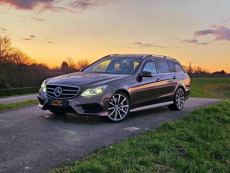 Bruin Gebruikt 2013 Mercedes E500 AMG Stationwagen | € 31.750 - Afbeelding 1/4